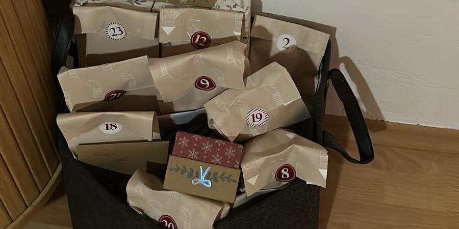 Adventskalender (c) Samantha Dettinger Adventskalender
